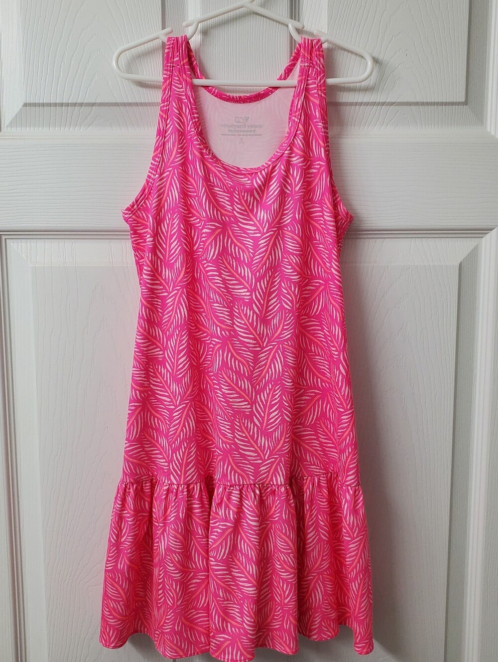 Vineyard Vines Kids Girls Hot Pink Leaf Pattern Performance Dress Size S